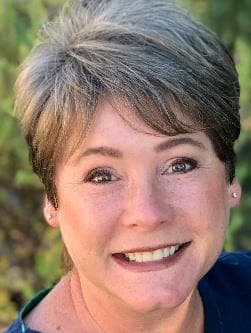 Portrait of Michelle Kindred